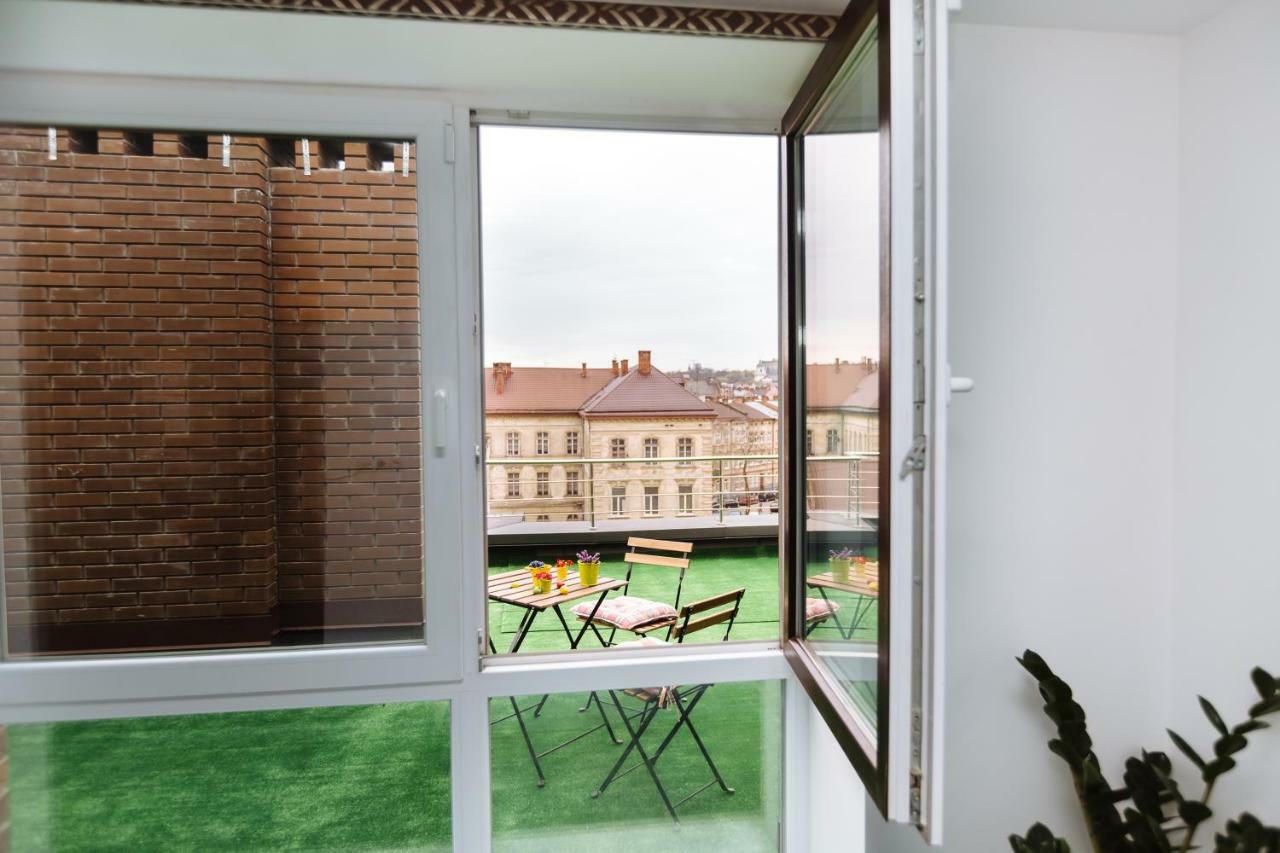 Luxury Terrace View Apartment! Lviv Eksteriør bilde